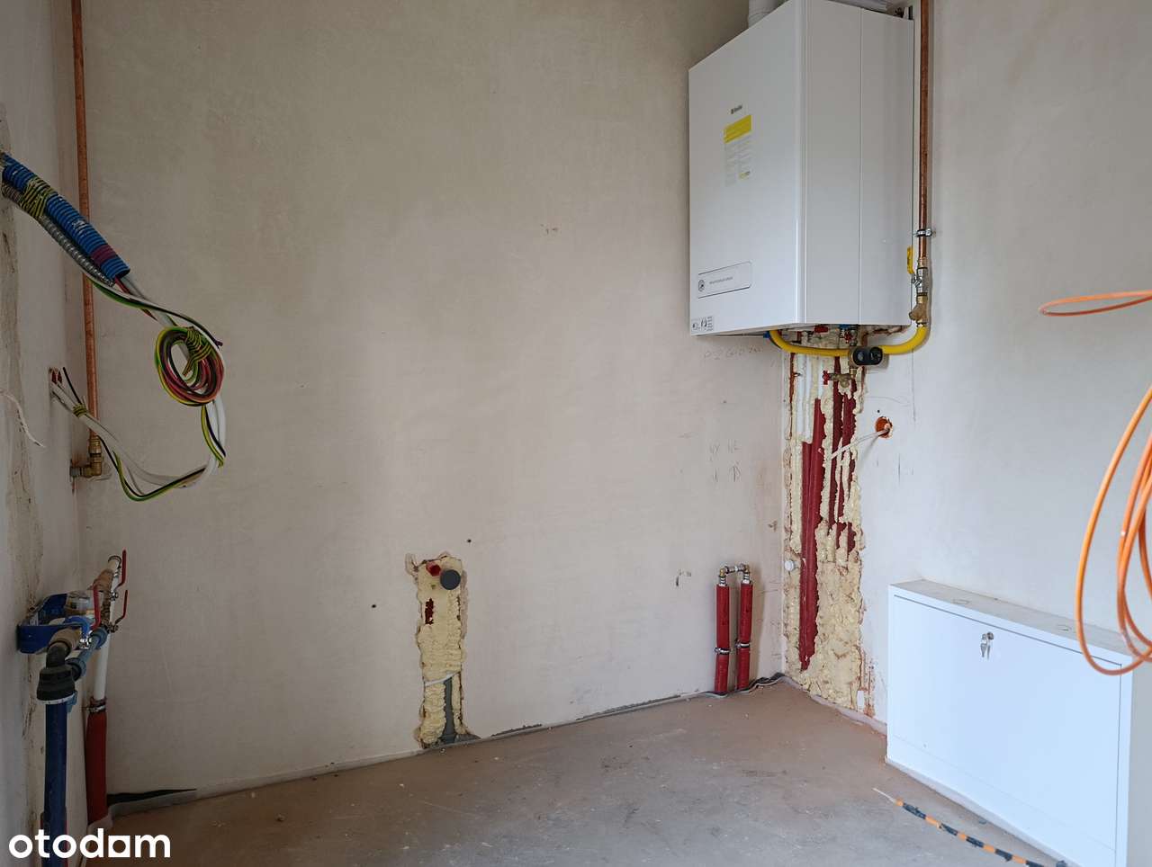 Połowa domu w Wirach-10