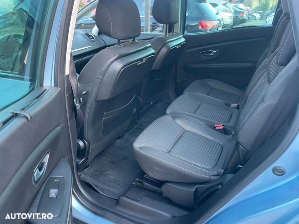 Renault Grand Scenic - 6