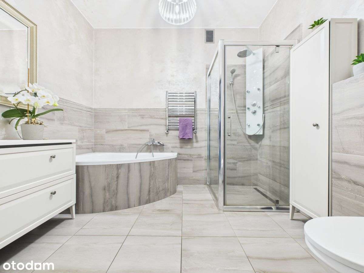 Dom pod miastem z własnym lasem-15