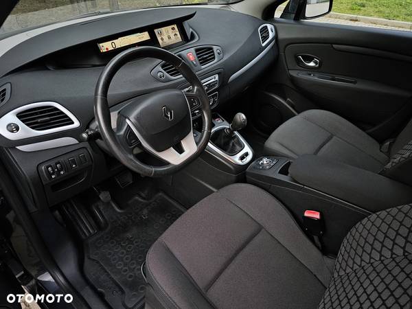 Renault Scenic - 5