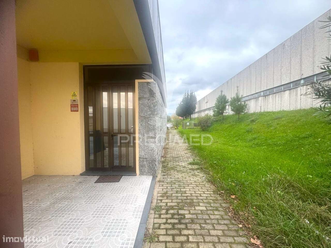 LOJA PARA ARRENDAR - PONTE GUIMARÃES - Grande imagem: 4/21