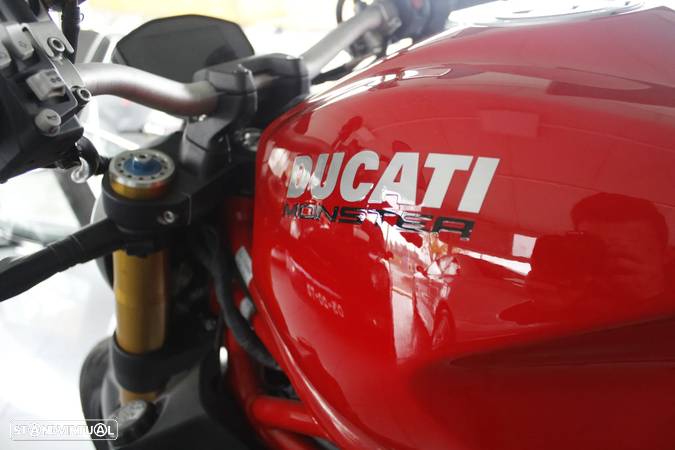 Ducati Monster 1200 S - 10