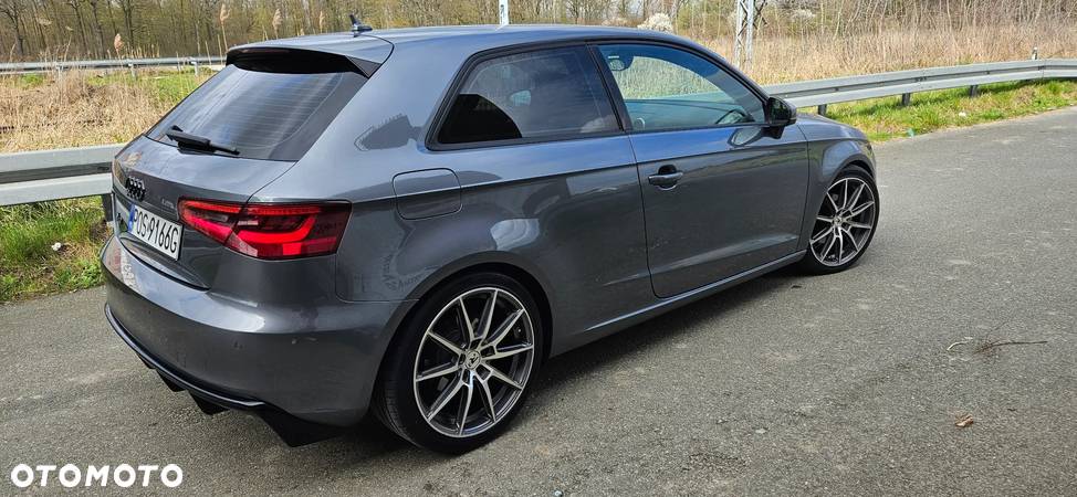 Audi A3 2.0 TDI - 5