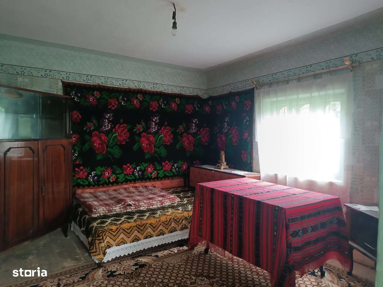 Casa cu teren Polovragi-5