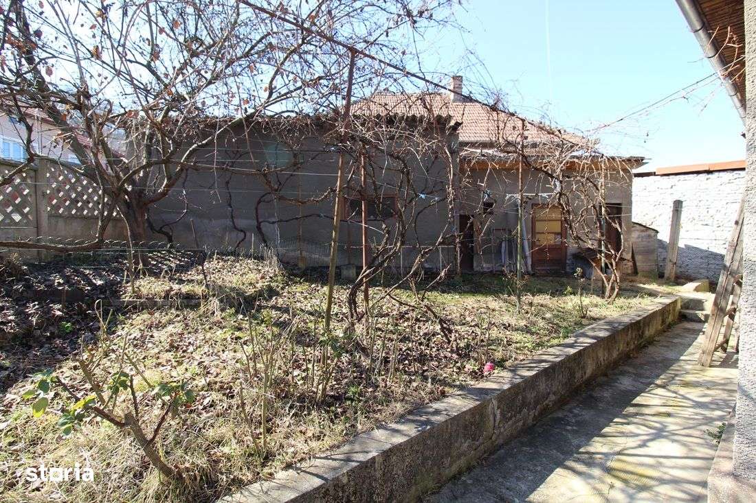 Vând casă D+P în Hunedoara, zona Chizid, teren 436mp, garaj, anexă - Imagine principală: 3/20