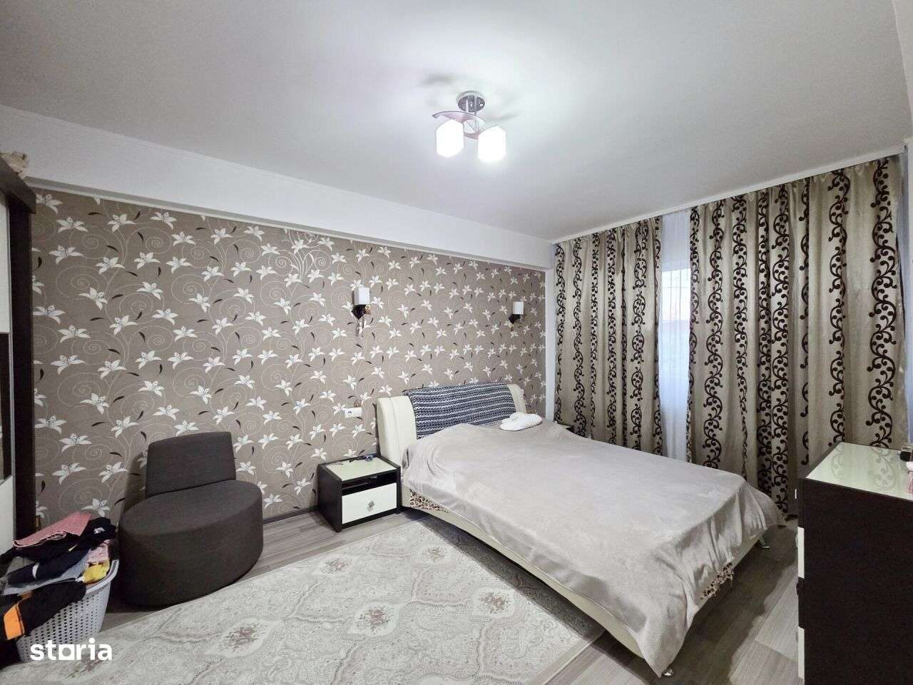 VILA-300 MP.-GAESTI-5