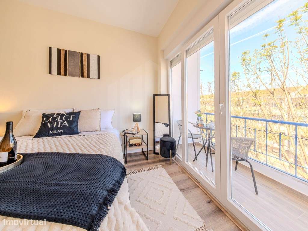Apartamento T2 à venda no Alto do Seixalinho-2