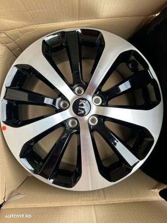 vând jante originale Kia Sportage noi pe 18” - 2