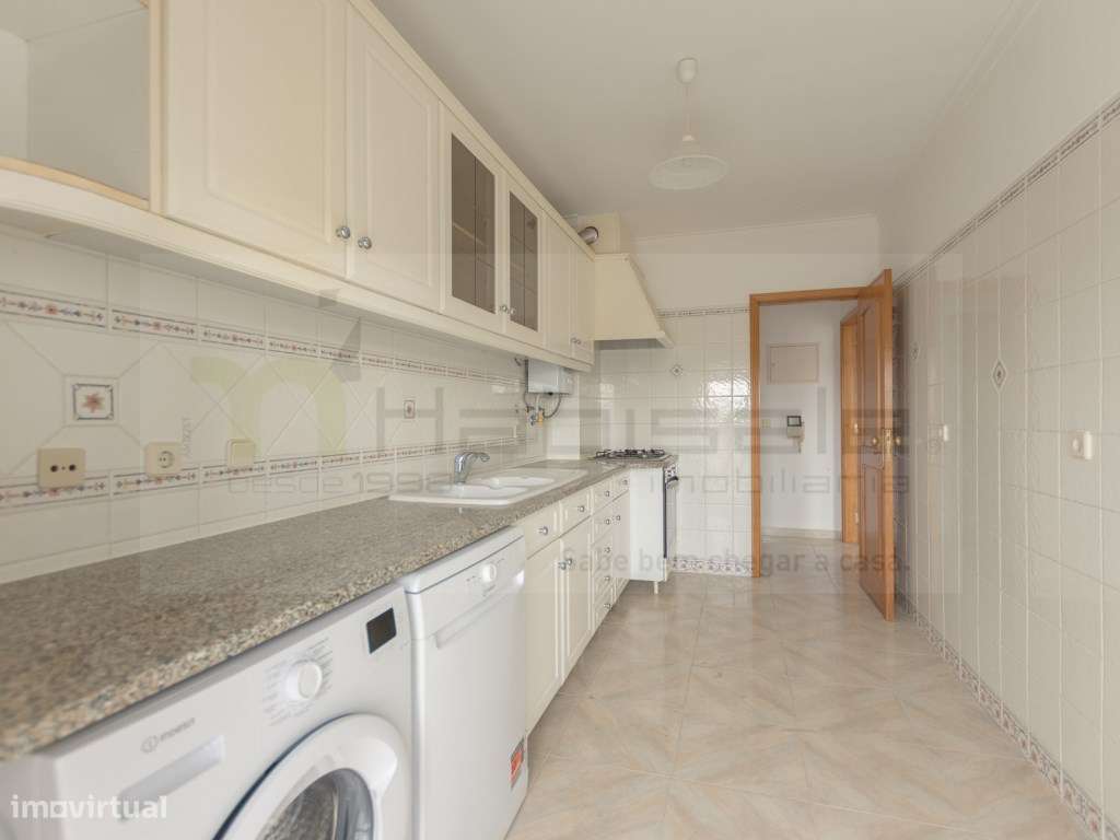 T1 para arrendamento Lazarim, Caparica - Grande imagem: 3/22