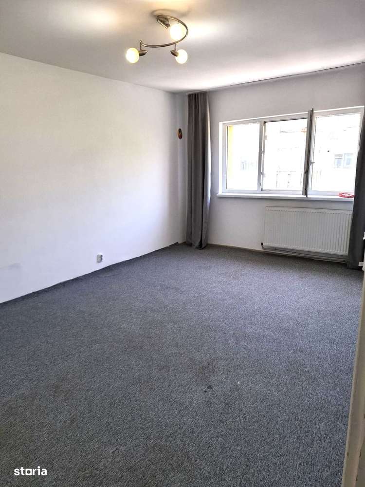 3 camere decomandat cu 2 bai , Unirii Sud , etaj 3 din 4 , Unirii Sud-3
