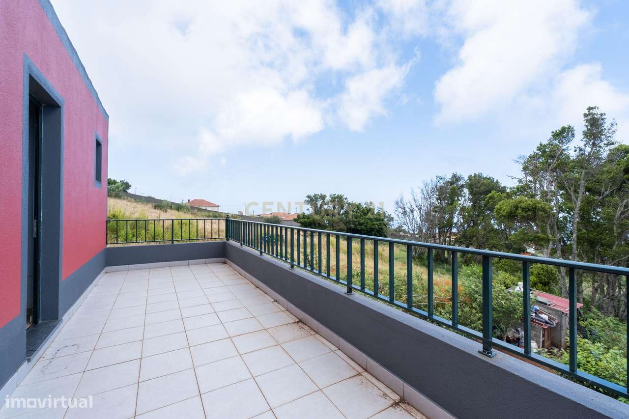 Moradia T1 proveniente de armazém agrícola habitável-23