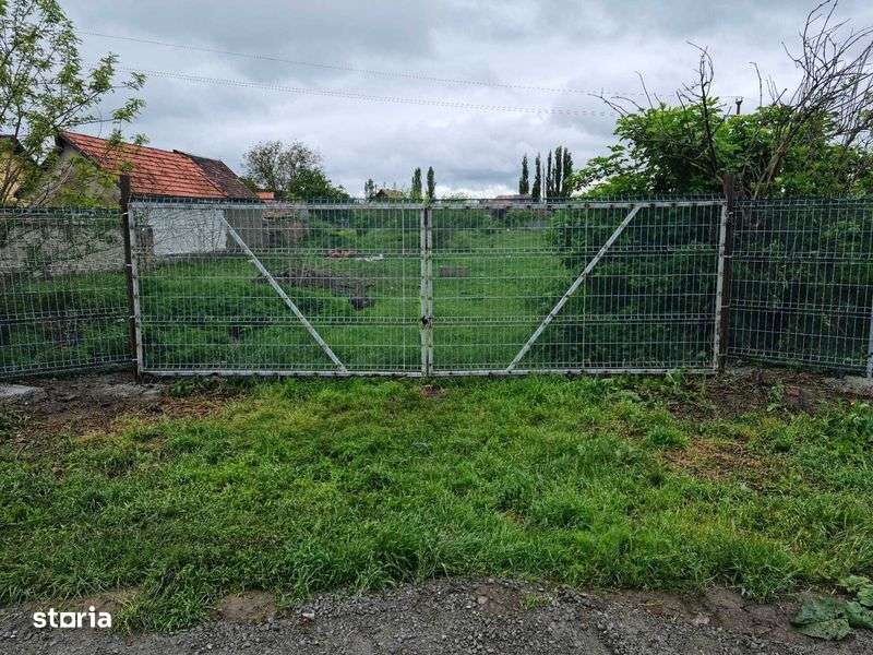 Vand teren intravilan in Targu Secuiesc, zona Kanta - Imagine principală: 4/7