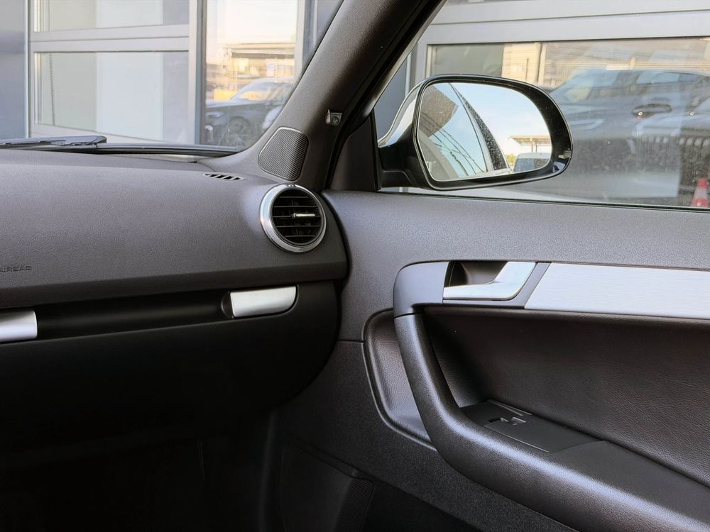 Audi A3-Sportback 2.0 TDI Sportback Dpf S Line Sportpaket Plus 2009 — zdjęcie 6