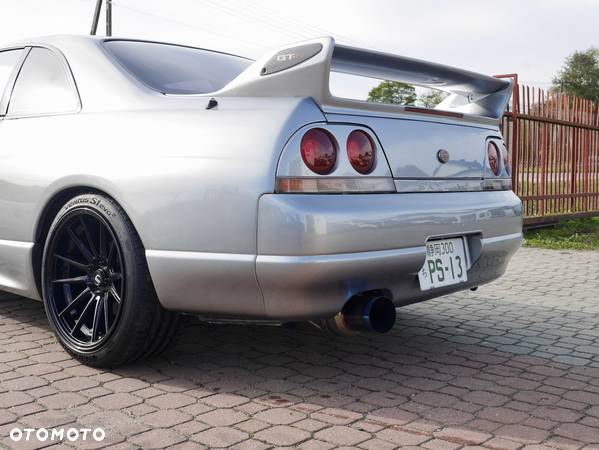 Nissan Skyline - 5