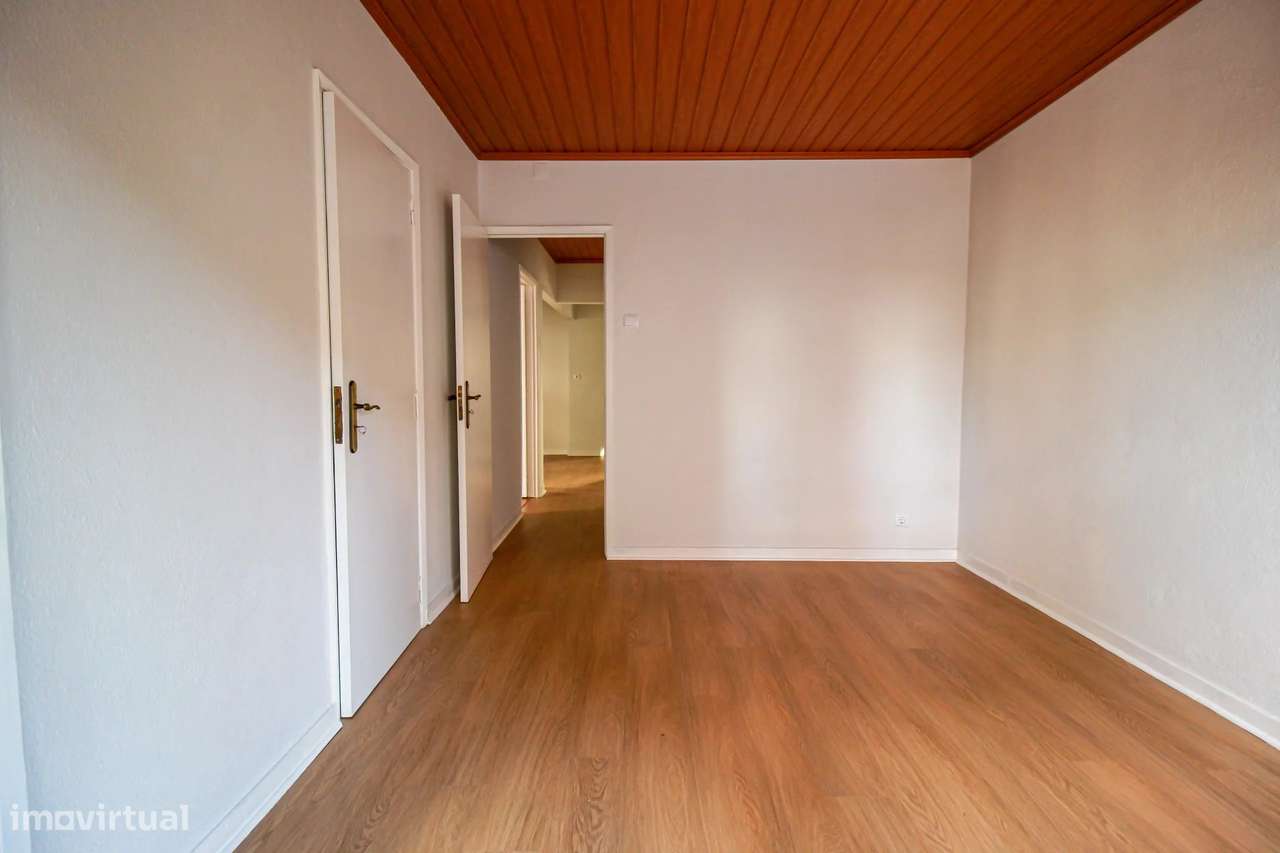 Andar Moradia Renovado no Coração da Serra da Estrela - Grande imagem: 5/17