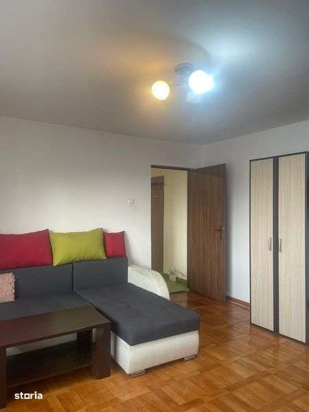 Vand apartament , 2 camere , etaj 2 , semidecomandat, micro 5 - Imagine principală: 4/8