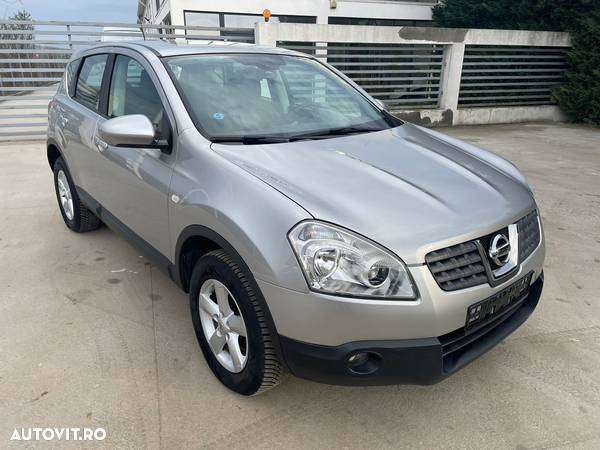 Nissan Qashqai 2.0 dCi 4 x 4 DPF acenta - 2