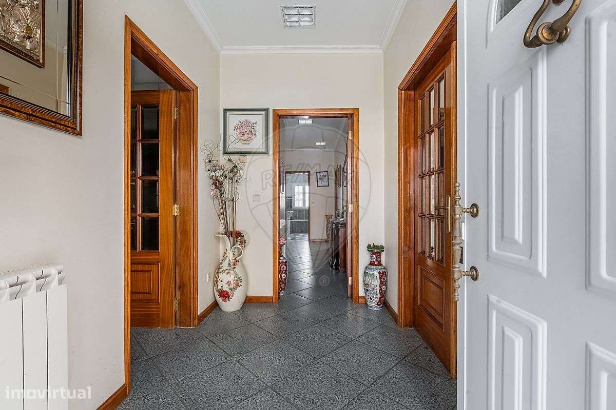 Moradia T3 para venda-3