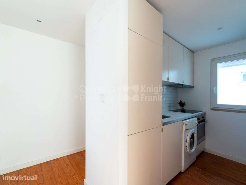 Apartamento T1 com terraço, nas Avenidas Novas-14