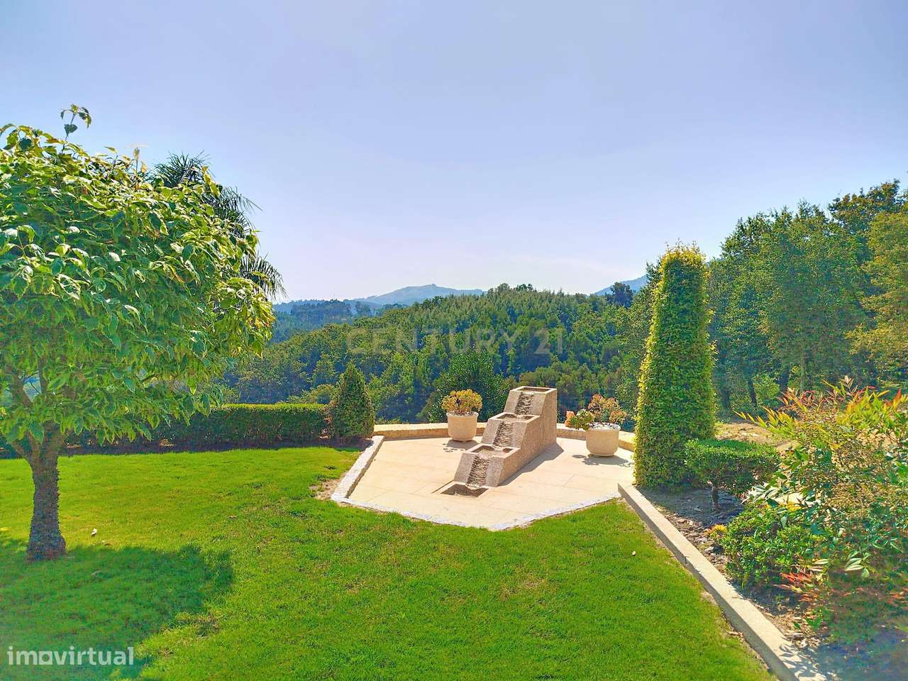 Luxuosa Moradia com Vista Panorâmica em Arcos de Valdevez-24