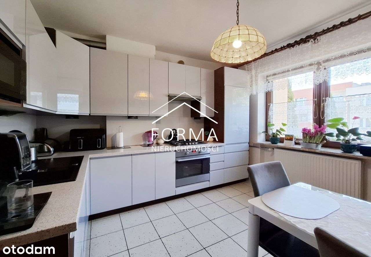 Przestronny dom 136 m², 6 pokoi,Ogród,Garaż 2 auta-4