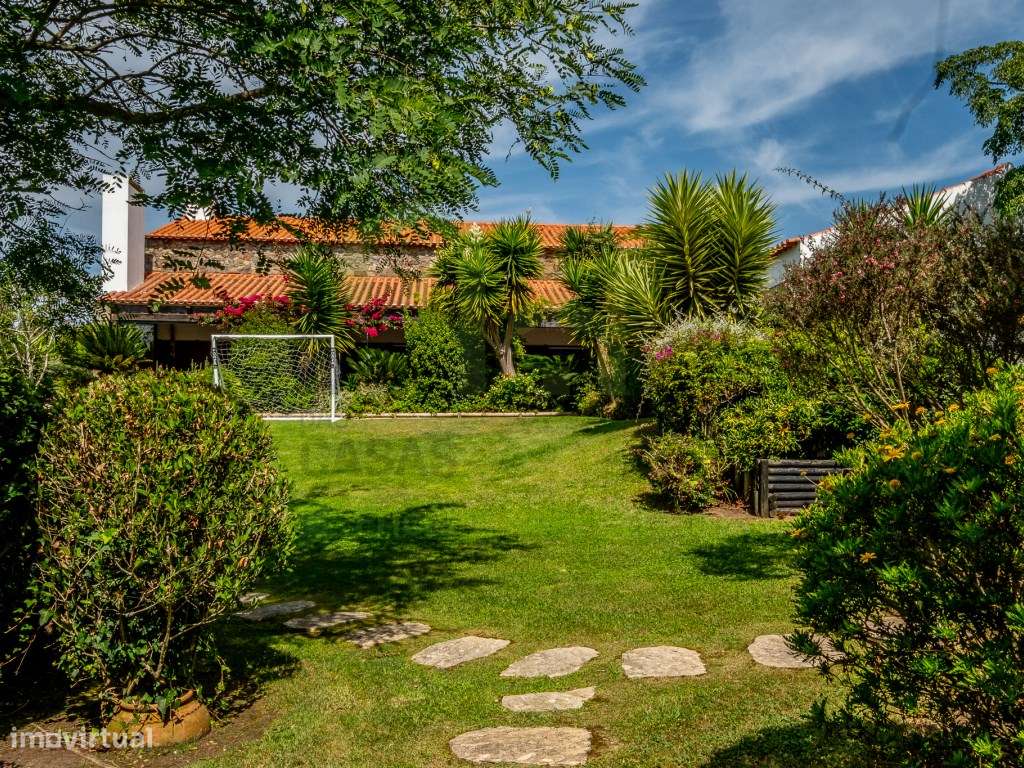 Vende Moradia T3, Ericeira 14 Km, A Casa das Casas-41