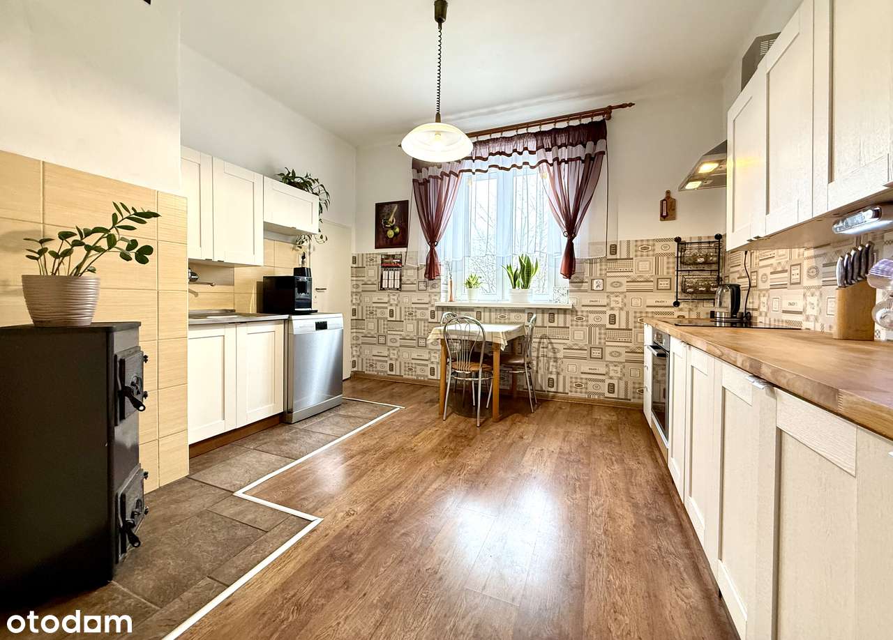 Mieszkanie + garaż!!! Duża kuchnia i ustawne pokoje - do zamieszkania!-6