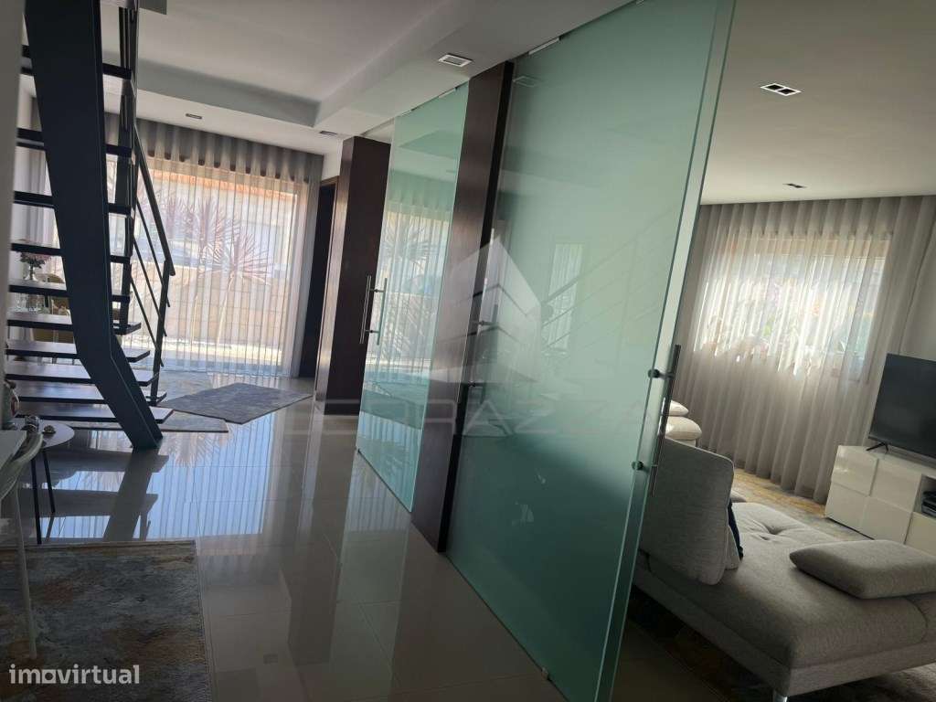 MORADIA V4 COM PISCINA - VILA NOVA DE FAMALICÃO-13