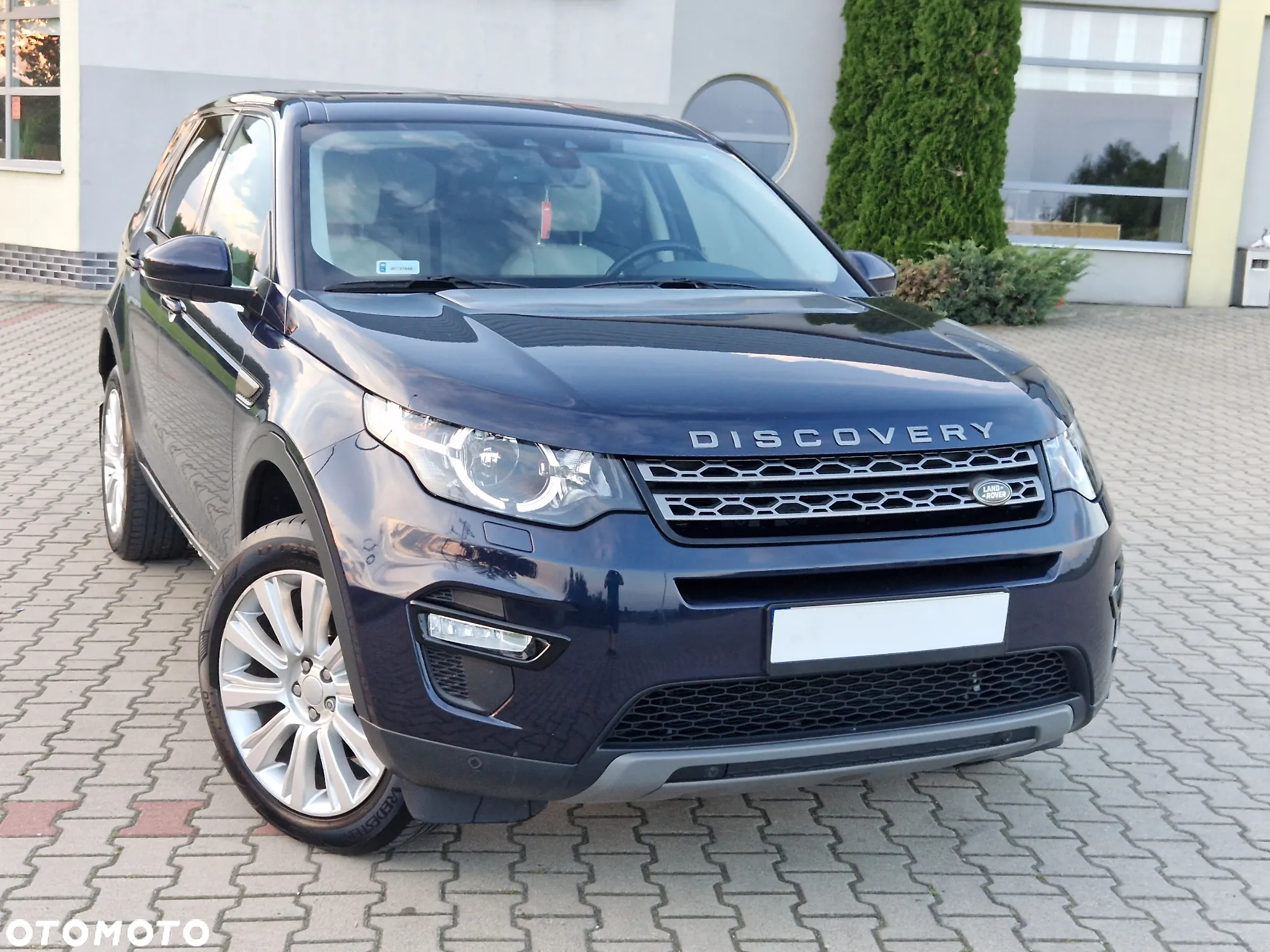 Land Rover Discovery Sport 2.0 TD4 HSE - 4