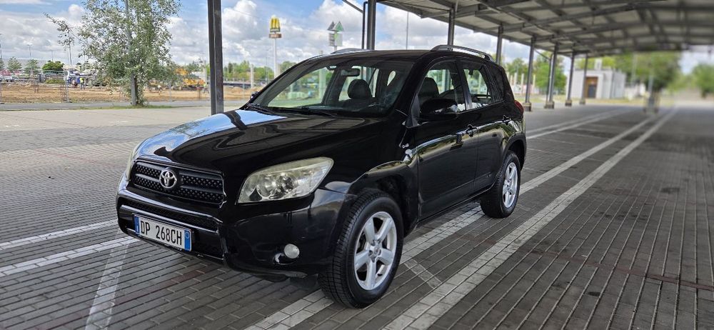 Toyota Rav4 III (2006-2012) 2.2 D-4D 4x4 Sol 2006