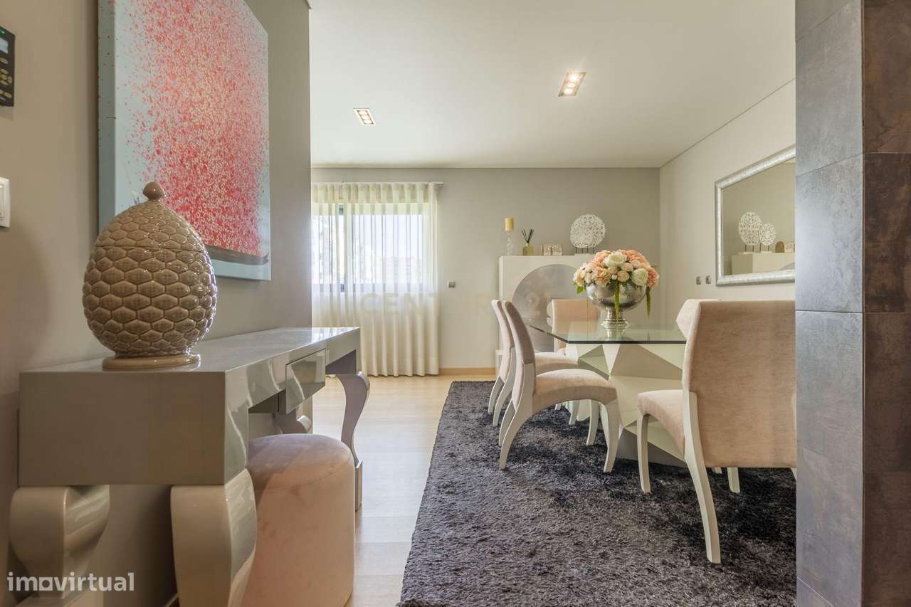 Apartamento T3 com Suíte, Arrecadação e Parqueamento – Conforto, Espaç-8