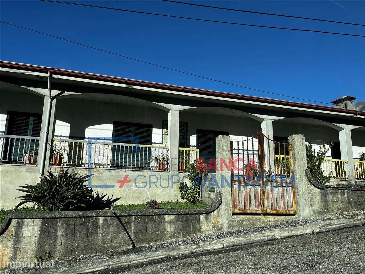 Moradia individual, para venda, Santa Maria da Feira - Milheiros de... - Grande imagem: 4/5