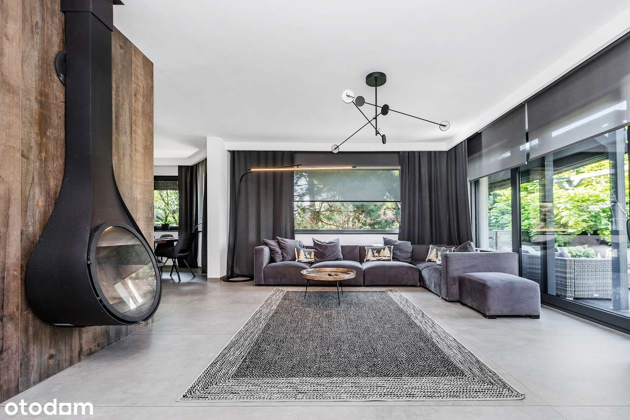 Piękny dom na 55 arach z prywatnym lasem-0