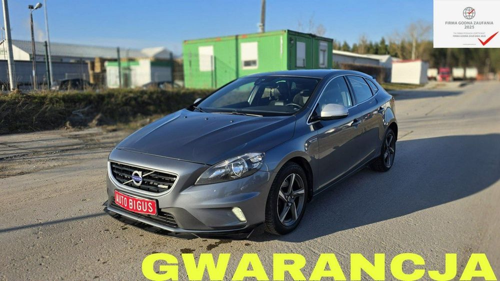 Volvo V40 II 2014