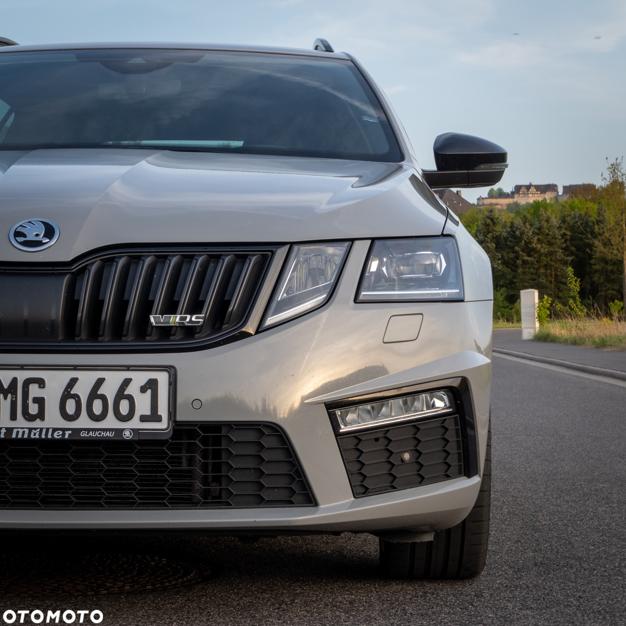 Skoda Octavia Combi 2.0 TDI RS - 2