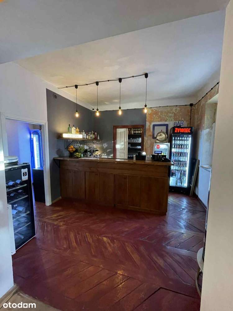 Restauracja w zabytkowej kamienicy-5