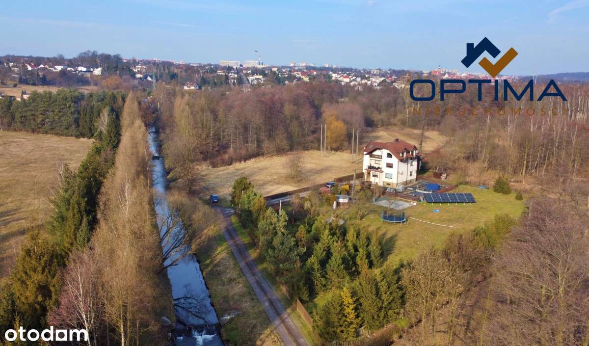 Duży dom na dużej działce pod lasem-3