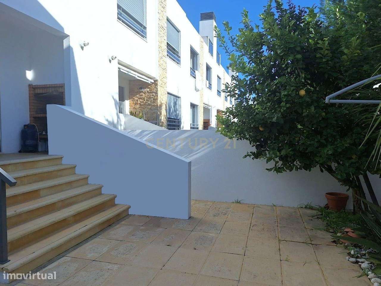 Moradia T3+1 em Alcochete: Luxo e Conforto!-10