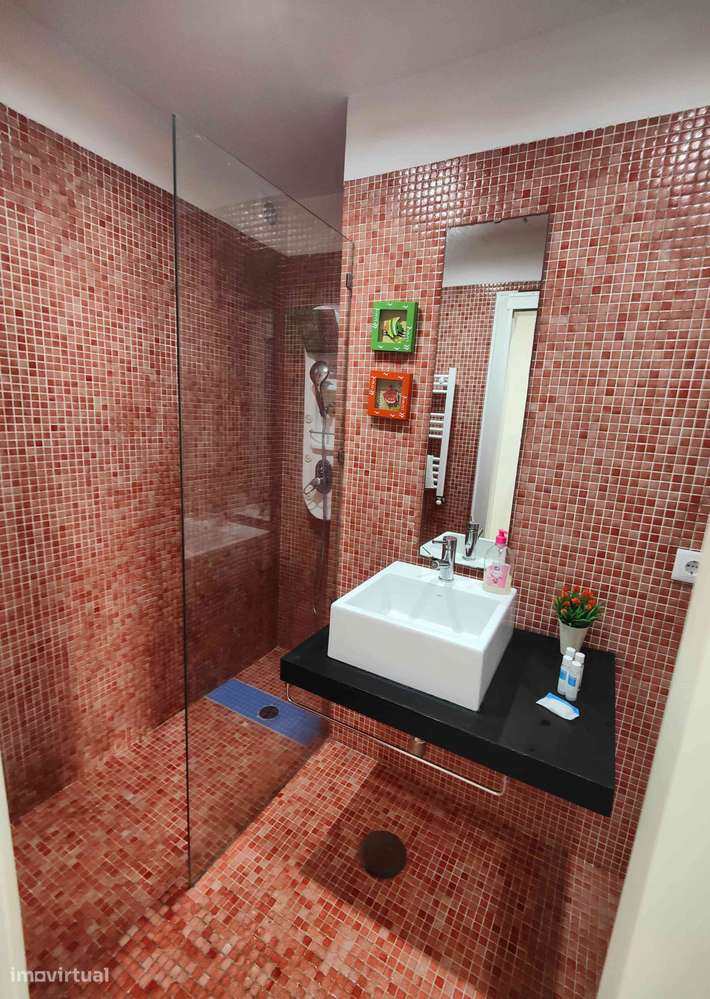 Apartamento T1 com garagem e piscinas - Grande imagem: 4/12