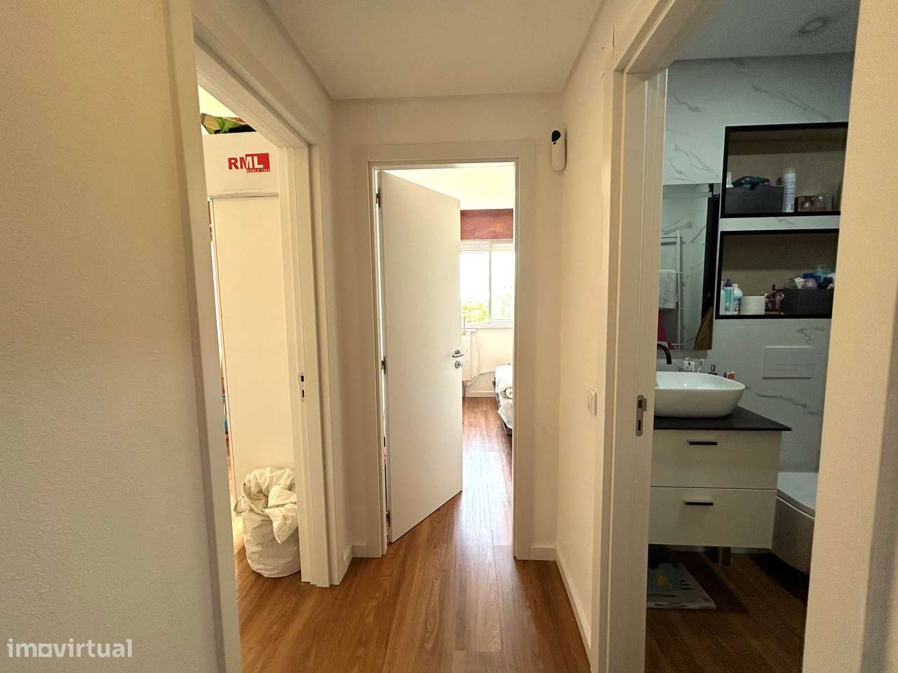 Apartamento remodelado T2 - Miratejo-24