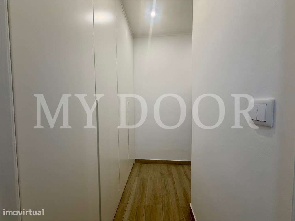 Apartamento p/ Venda - T2 - Barreiro - 2º andar - Central-34