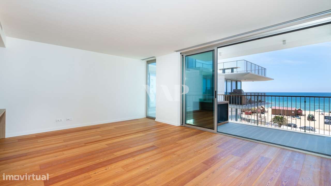 Apartamento T2 Frente Mar, Armação de Pêra - Grande imagem: 2/29