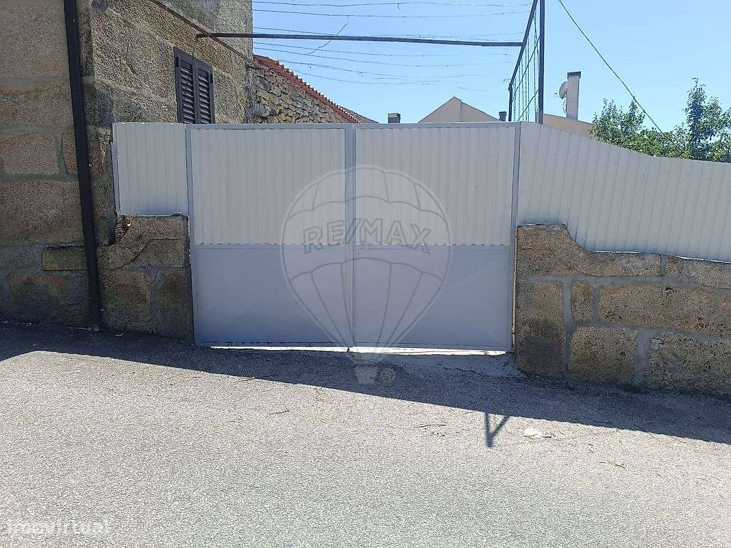 Moradia T2 para venda-15
