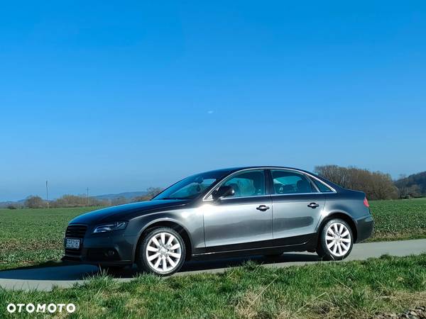 Audi A4 2.0 TDI Multitronic - 11