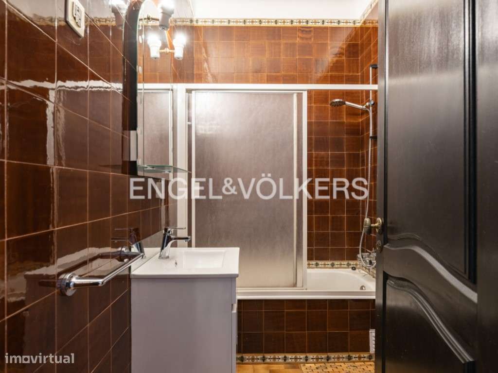 Excelente moradia T6 com AL situada no centro de Almeirim-18