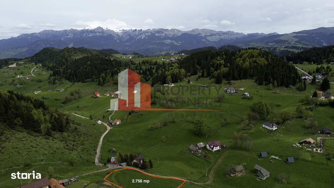 Teren Fundata cu vedere la muntii Bucegi - Imagine principală: 5/5