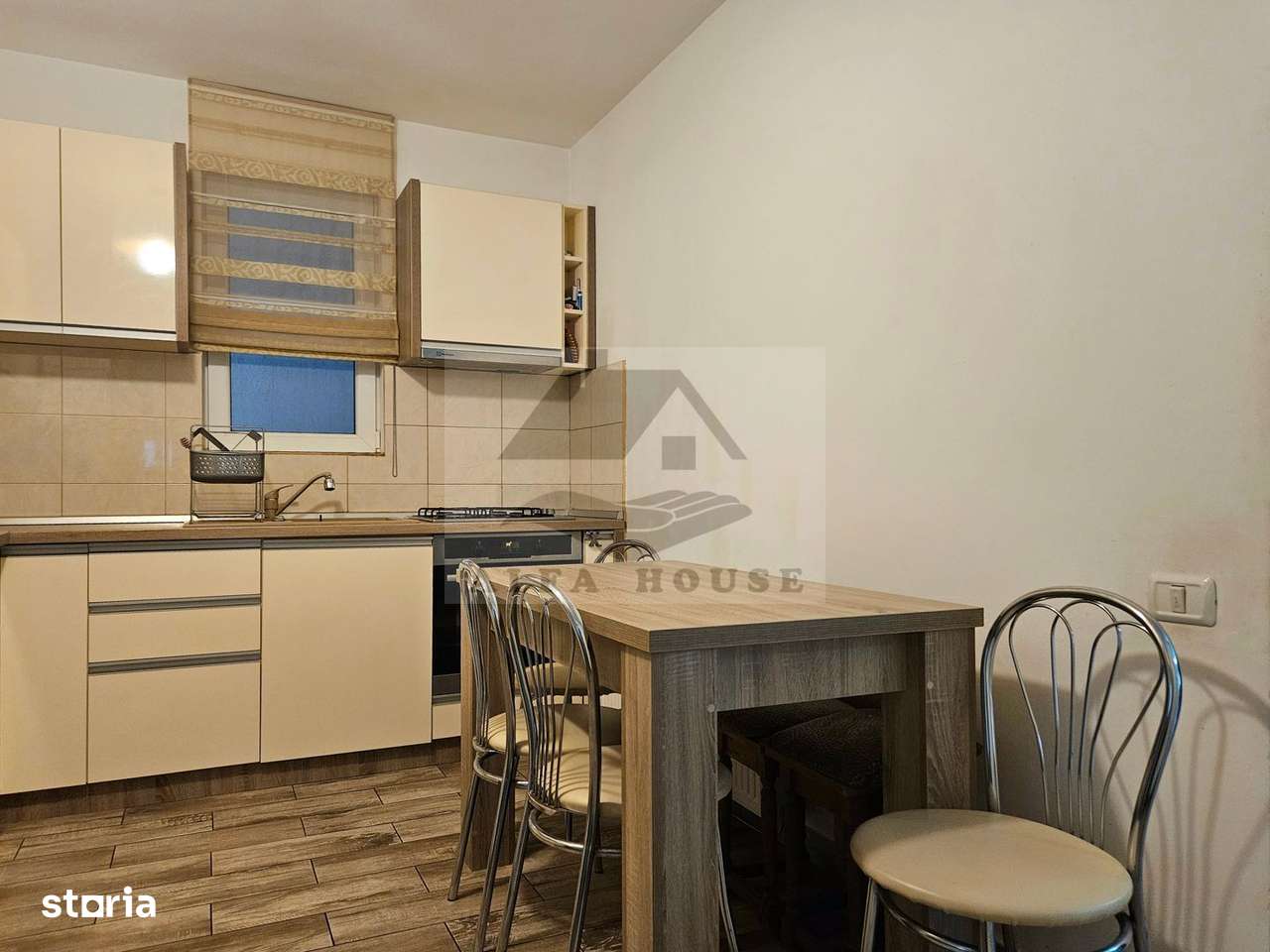 Oportunitate - Apartament cu trei camere in vila, zona Tractorul 70 mp-12