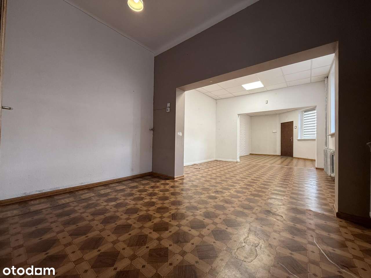 Dom+ lokal usługowy przy głównej ulicy-idealny na biznes!-17