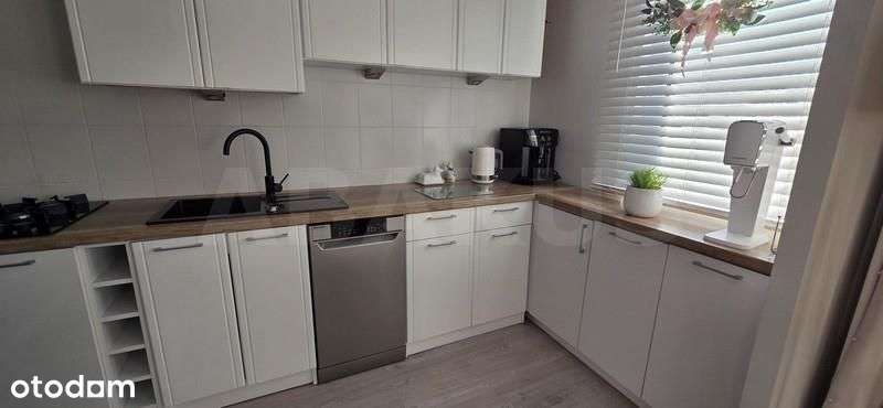 Z wyposażeniem, miejscem postojowym -3 pokoje, II - Pełny obrazek: 3/13