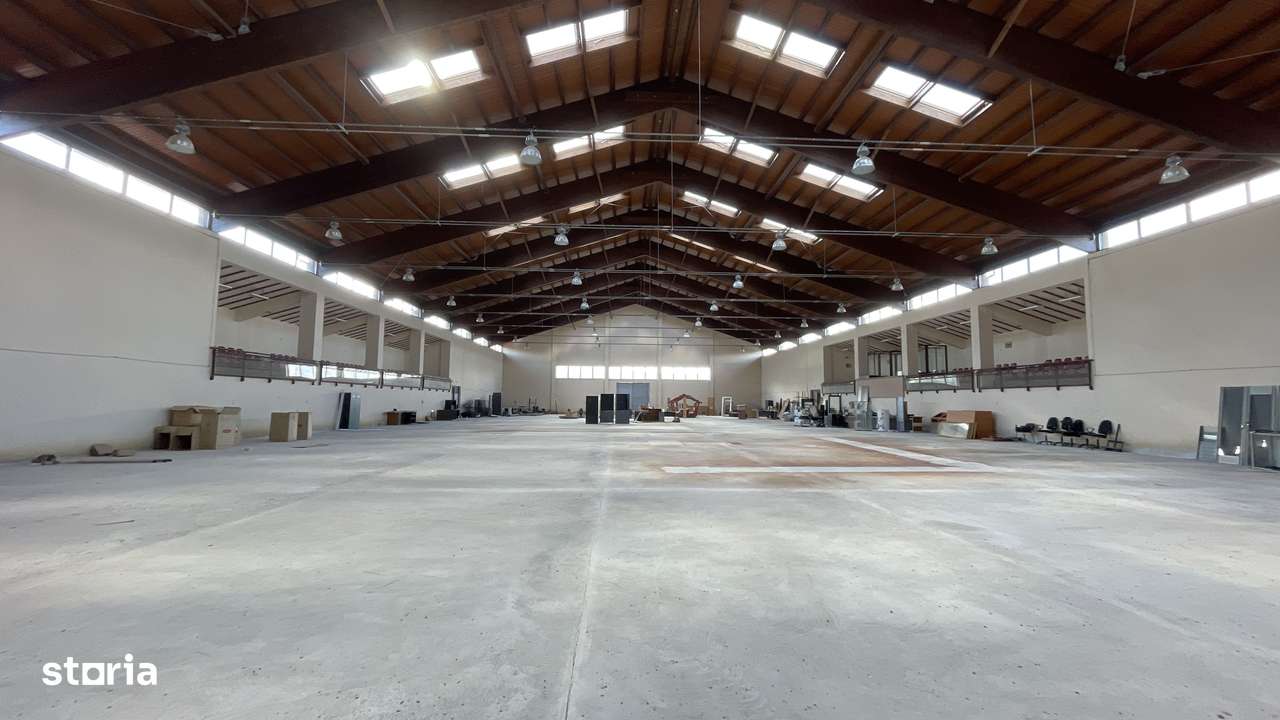 Destinație mixtă (restaurant, showroom, manej) – Herneacova - Imagine principală: 3/8